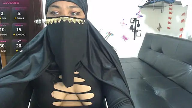 Snapshot of Aaliyah_brown chatting on 03.09.25 Aaliyah brown online show from 03.09.25