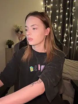  MayShy  online show from 12.15.24