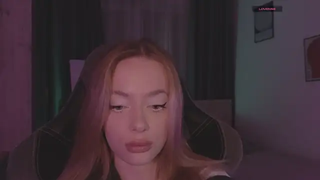  MayShy  online show from 09.19.25