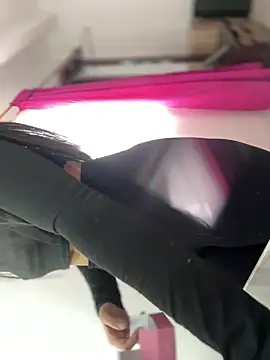 Salome golvert online show from 03.10.26