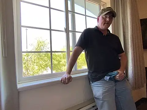 Snapshot of KrixKross chatting on 04.08.26 KrixKross online show from 04.08.26