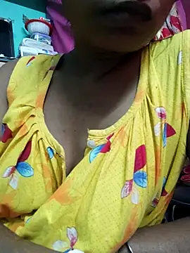 Snapshot of Bengoli--bhabhi chatting on 02.26.25 Bengoli--bhabhi online show from 02.26.25