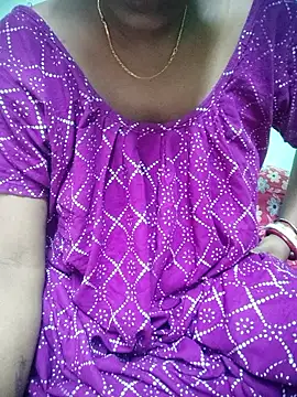 Snapshot of Bengoli--bhabhi chatting on 10.22.25 Bengoli--bhabhi online show from 10.22.25