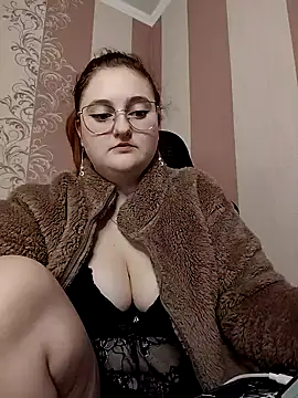 WhiteBellaX online show from 02.03.26