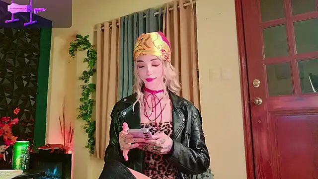 Finibondi online show from 04.15.26