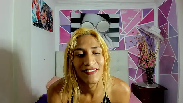 Brisahott online show from 01.27.25