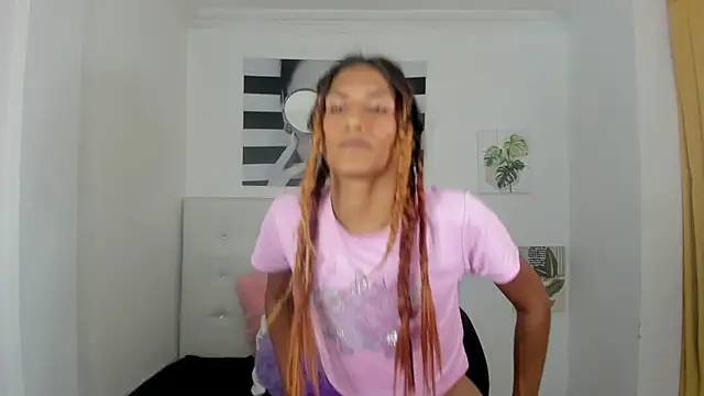 Brisahott online show from 12.18.25