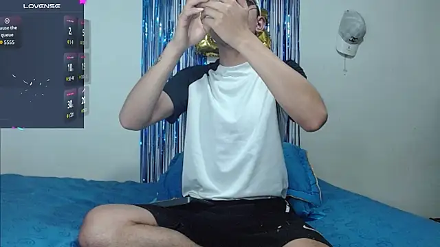 samfox  online show from 09.15.25