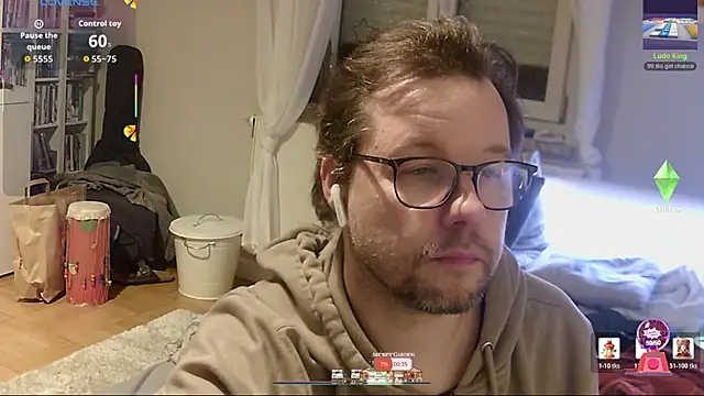 Snapshot of larsgessner30 chatting on 04.25.26 larsgessner30 online show from 04.25.26