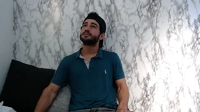 Moon and aaron online show from 03.01.26