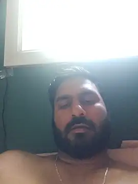 Snapshot of hard_dick011 chatting on 05.24.26 hard dick011 online show from 05.24.26