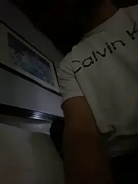 Snapshot of FumesClouds chatting on 10.09.25 FumesClouds online show from 10.09.25