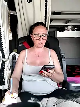 cuplubijoanna online show from 04.15.26