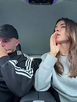 JuicyFruits93 online show from 12.19.25