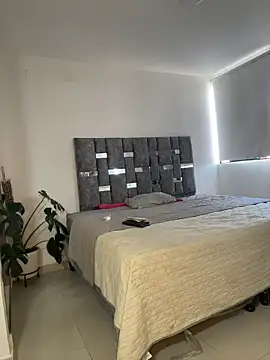 rossth1 online show from 02.25.26