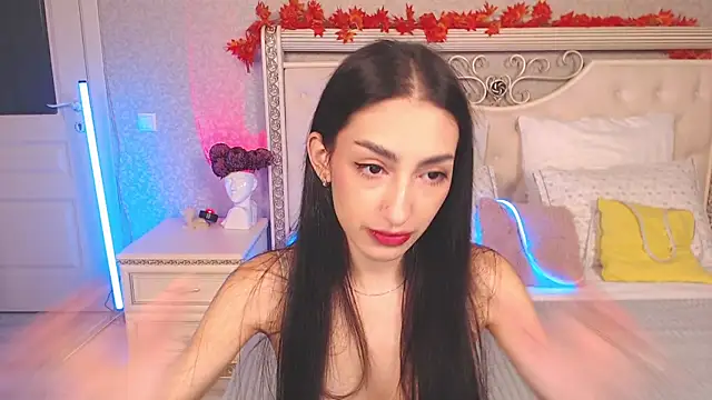 Lina Robbins online show from 11.17.25