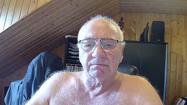 Snapshot of biggandybig chatting on 05.07.26 biggandybig online show from 05.07.26