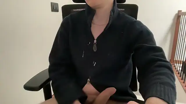 Snapshot of marguiabc chatting on 02.18.25 marguiabc online show from 02.18.25