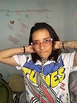 Yaumiko online show from 02.10.26