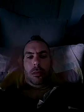 Giannis1990  online show from 04.25.26