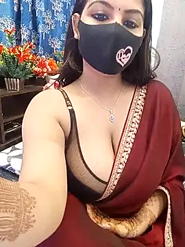 Snapshot of Divya_girl chatting on 02.10.26 Divya girl online show from 02.10.26