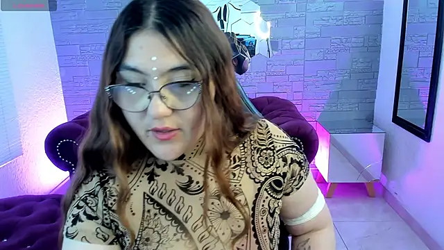 conniejames m online show from 10.31.25