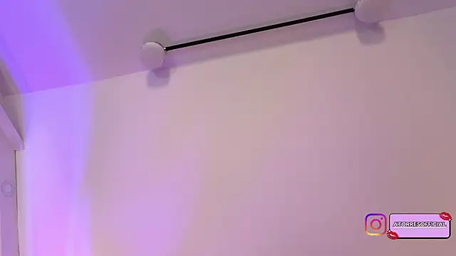 Angela Torres  online show from 07.28.26