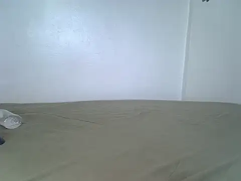 laetitia  online show from 05.21.26