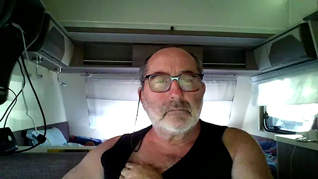 gillou1234 online show from 07.28.26