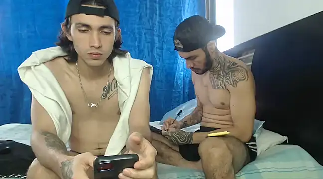 Hot Sharks  online show from 03.07.25