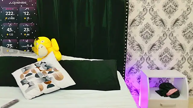 Sara Desire online show from 10.01.25