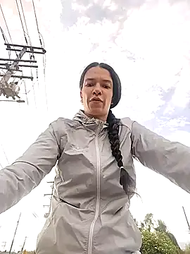 rebekka simpson online show from 11.14.25