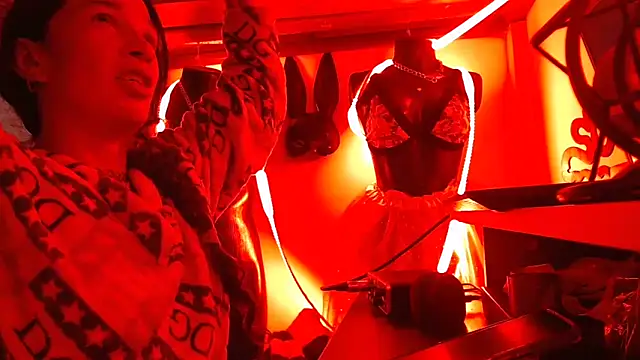 rebekka simpson online show from 03.05.26