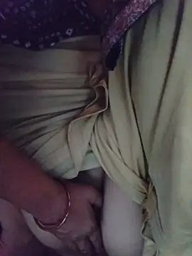 Snapshot of Hot-rubina chatting on 04.23.26 Hot-rubina online show from 04.23.26