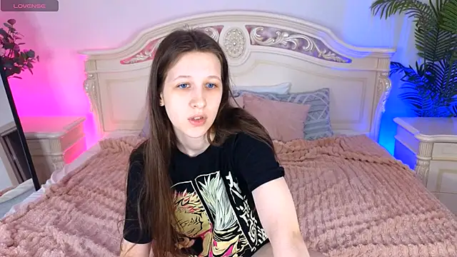 ur kitty   online show from 09.29.25