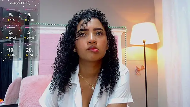 Snapshot of JessyZoe chatting on 01.20.25 JessyZoe online show from 01.20.25