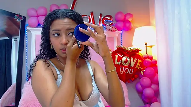 Snapshot of JessyZoe chatting on 02.25.25 JessyZoe online show from 02.25.25