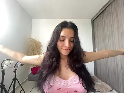 dakota le online show from 06.06.26