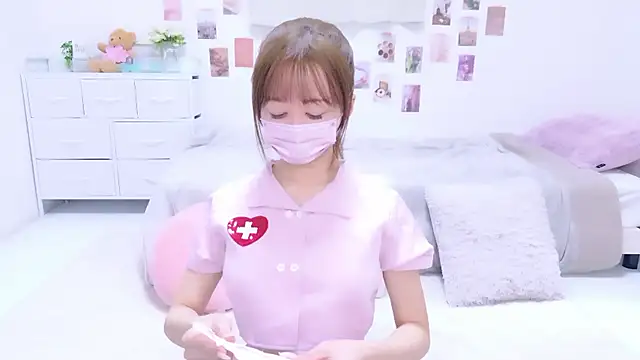 Snapshot of chihiro_ri chatting on 10.10.25 chihiro ri online show from 10.10.25