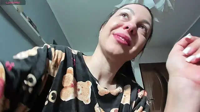 SexxyMeriem online show from 02.18.25