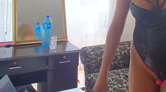 karmicQueen669 online show from 12.21.24