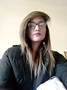 karmicQueen669 online show from 05.13.26