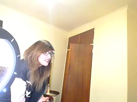karmicQueen669 online show from 06.27.26