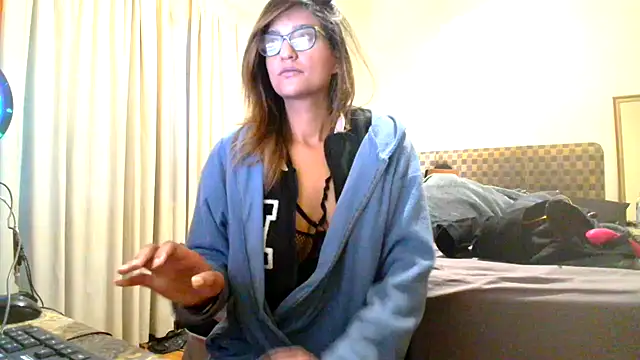 karmicQueen669 online show from 07.02.26
