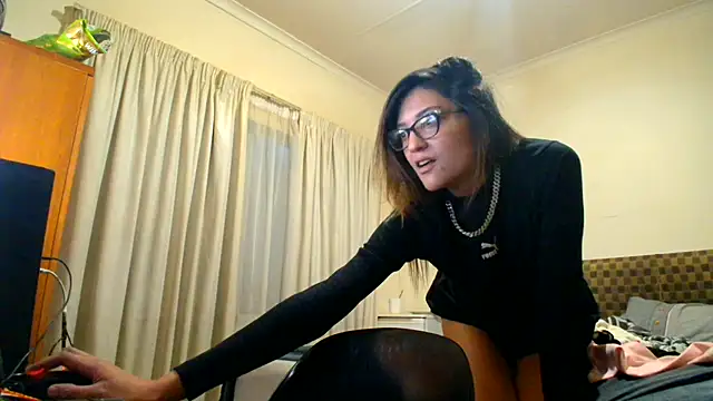 karmicQueen669 online show from 07.30.26