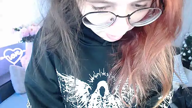 Mini Diva online show from 03.13.26