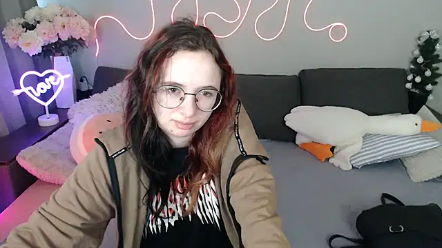 Mini Diva online show from 04.05.26