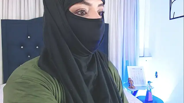 Snapshot of Uzra_hayed chatting on 03.06.25 Uzra hayed online show from 03.06.25