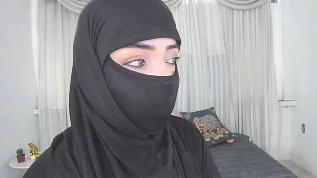 Snapshot of Uzra_hayed chatting on 07.11.26 Uzra hayed online show from 07.11.26