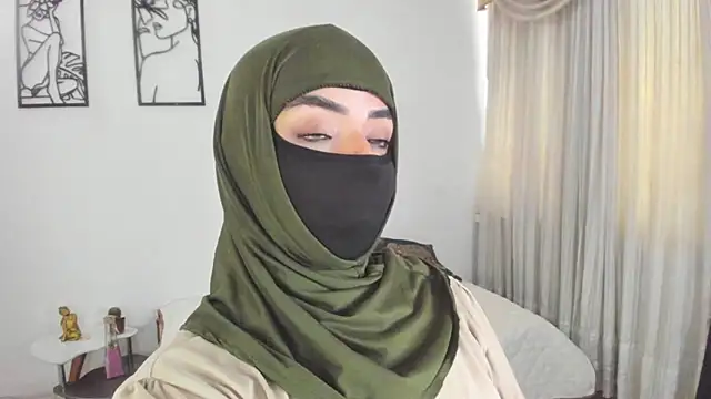 Snapshot of Uzra_hayed chatting on 07.28.26 Uzra hayed online show from 07.28.26